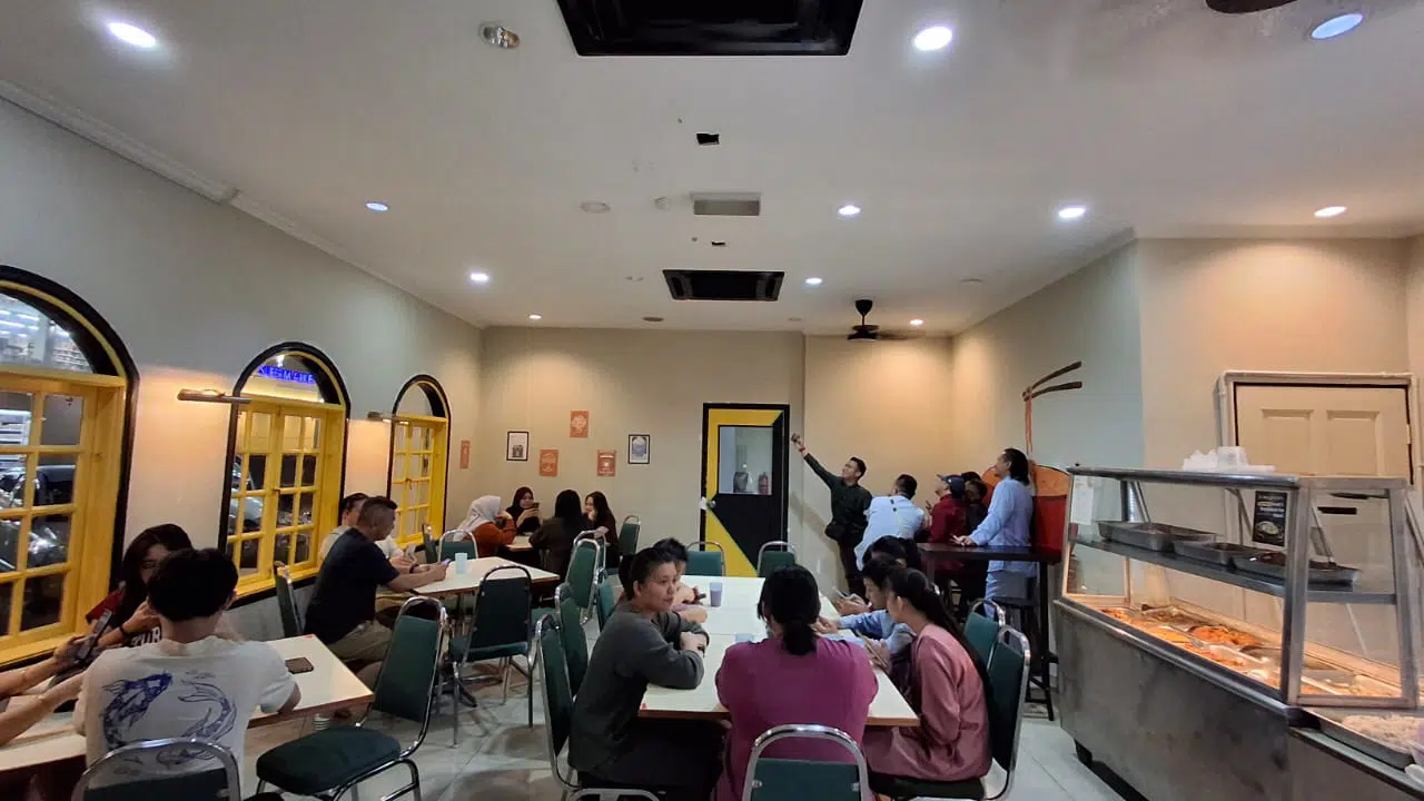 Gallery image